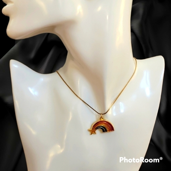 Rafaelian Jewelry - VTG RAFAELIAN 1970s Rainbow Star Cloisonne Pendant Festival Chain Necklace